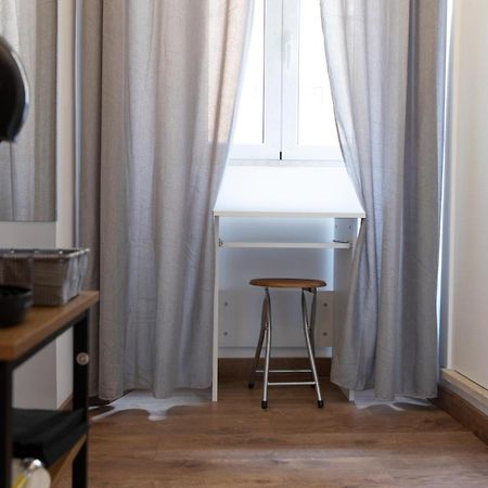 Luxury Suite - Teatro Romano - Duomo - Centro Storico Wi-Fi تيراتشينا المظهر الخارجي الصورة